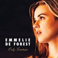 EMMELIE DE FOREST