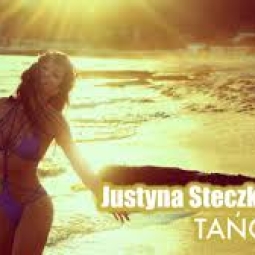 JUSTYNA STECZKOWSKA