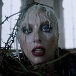 LADY GAGA