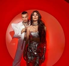 SMOLASTY & SYLWIA GRZESZCZAK