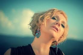 Patrycja Kosiarkiewicz & Effortless