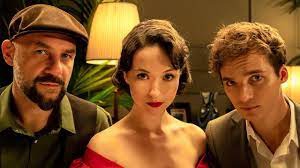 SKUBAS & KWIAT JABŁONI