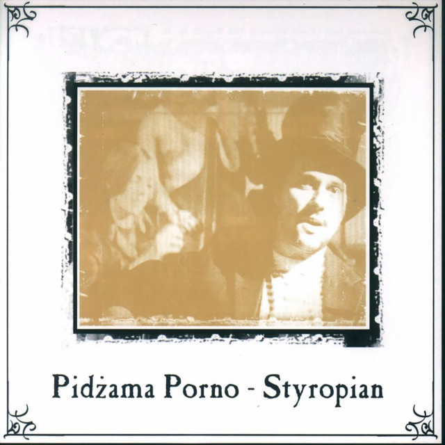 PIDŻAMA PORNO
