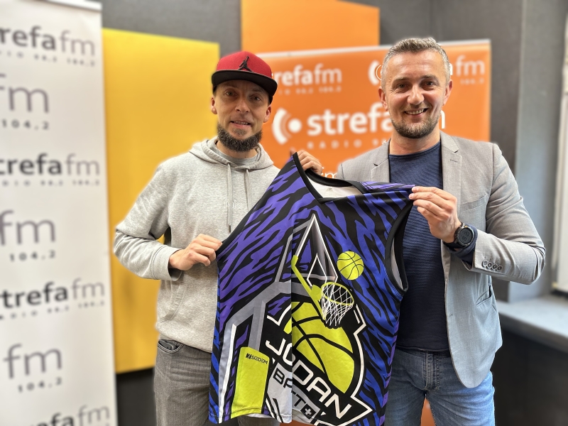 Konrad Sikora - Dyrektor OSiR i Szczepan Cackowski z Fundacji Tomy